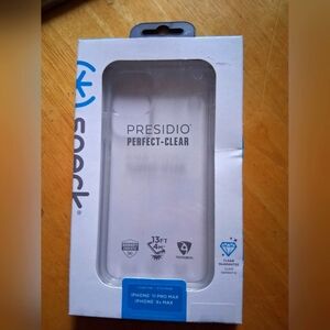 Speck Presidio Perfect-Clear Case for iPhone - Transparent